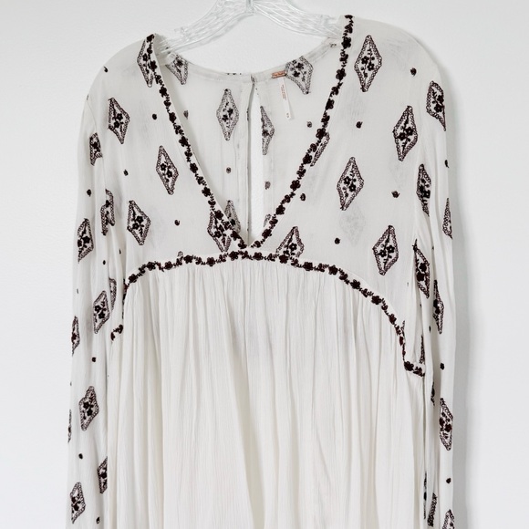Free People Diamond Embroidery Off White Tunic Blouse Top Size Medium - Picture 5 of 7